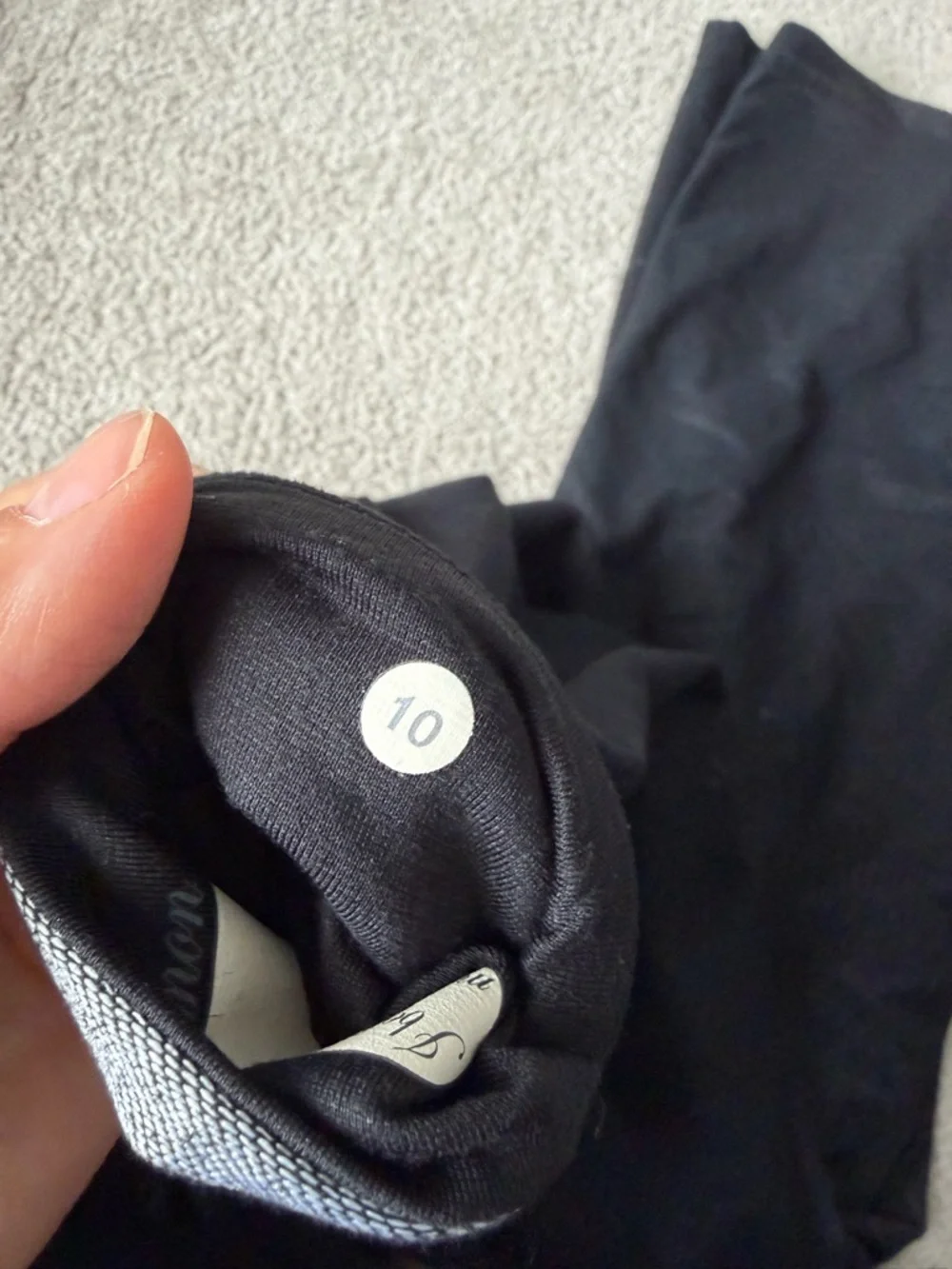 Vintage Reversible Lululemon Groove Pant - Picture 4 of 8